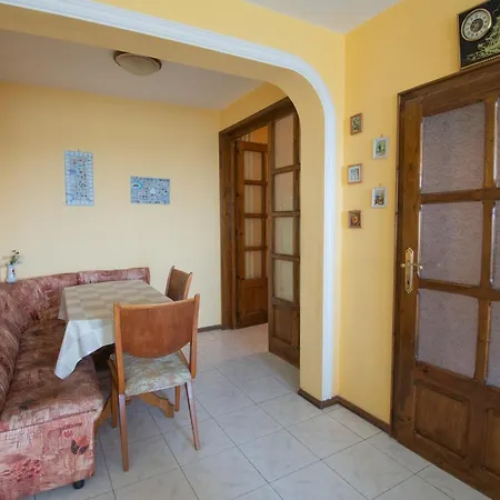 One-bedroom Flat Close To The Sea Garden By Flat Mаnаger Apartamento Burgas