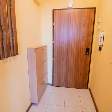 One-bedroom Flat Close To The Sea Garden By Flat Mаnаger